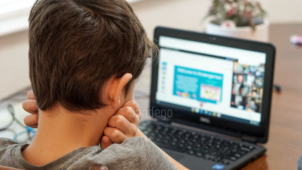 Teaching kids about online privacy