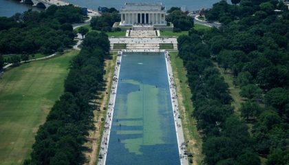 2026-06-19t195804z-1434324858-rc25xlaa8her-rtrmadp-3-usa-250-reflecting-poola-20260619220654118