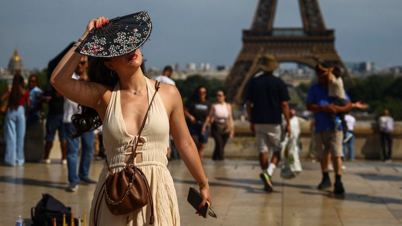 2026-06-20t165253z-653600370-rc2sxlaylzsx-rtrmadp-3-europe-weather-france-heat