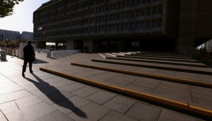 c-2025-04-01t163527z-1628012751-rc20pdamjetz-rtrmadp-3-usa-trump-health