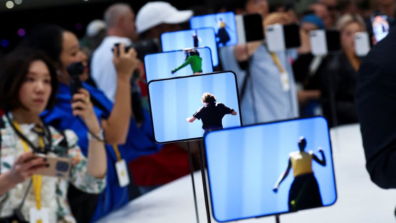 2026-09-09t190130z-1891540055-rc2vfnamyo7v-rtrmadp-3-apple-event