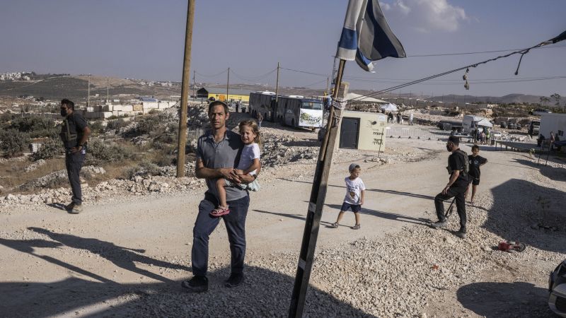gettyimages-2292640595-1